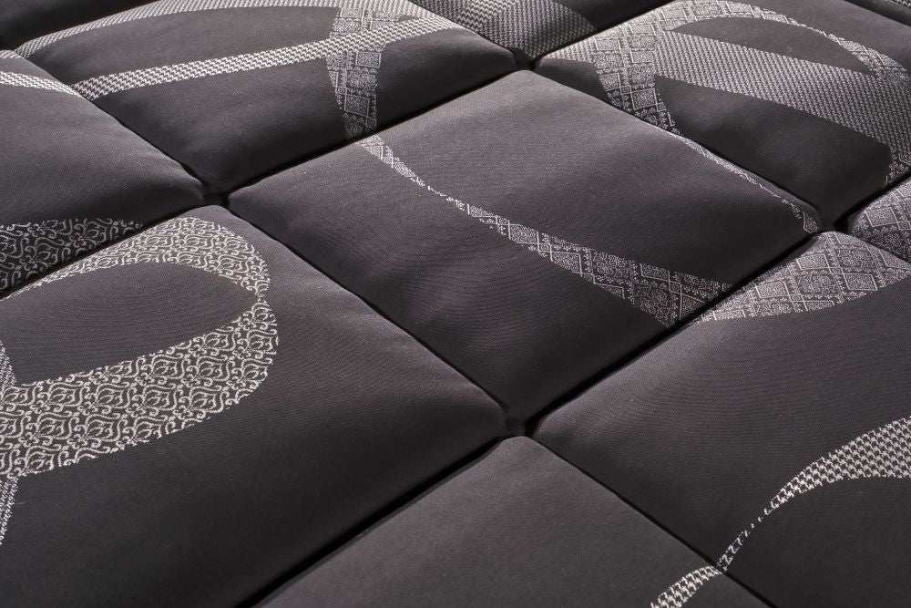 Black Pillow Top Çift Kişilik Yatak